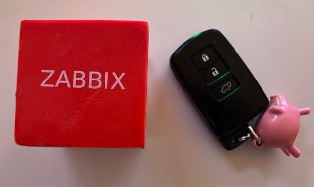 Zabbix cube and car keys